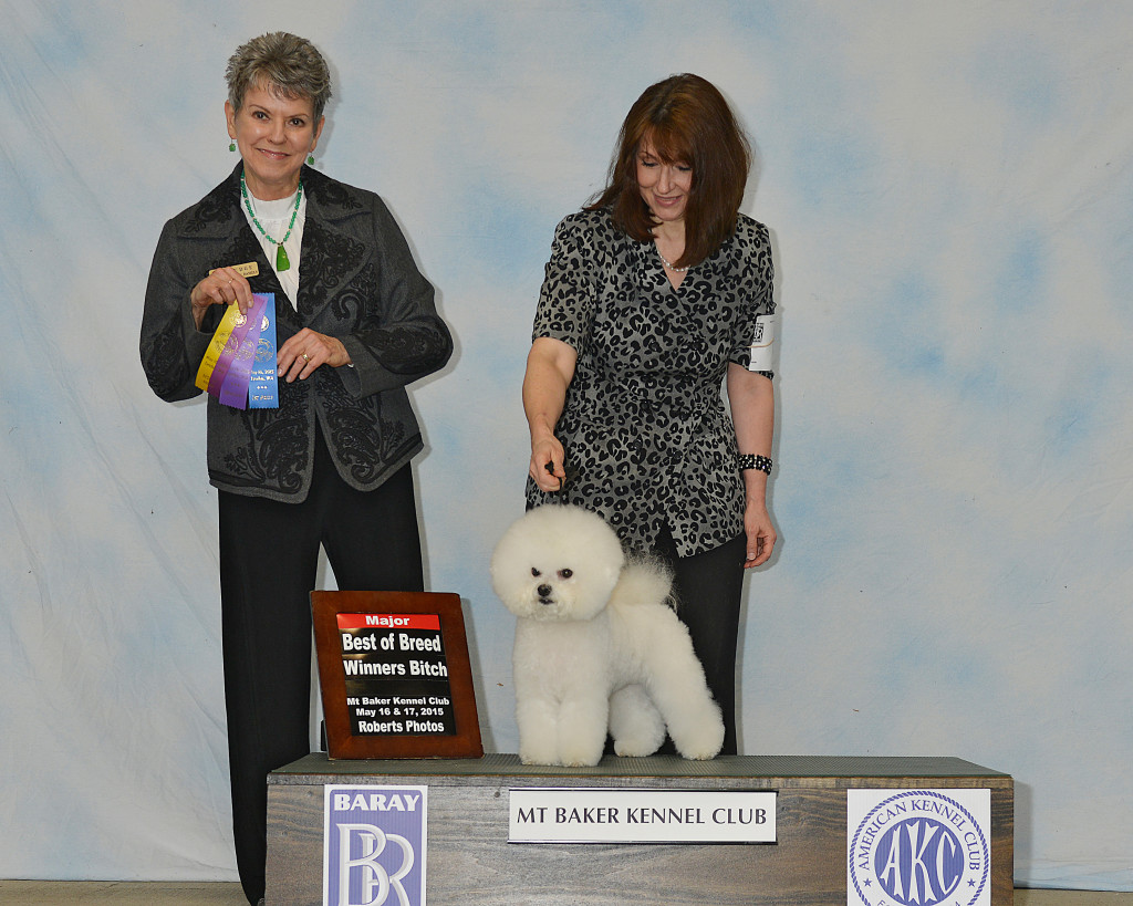 Great picture of Flo-Jo winning Best of Breed over specials!
